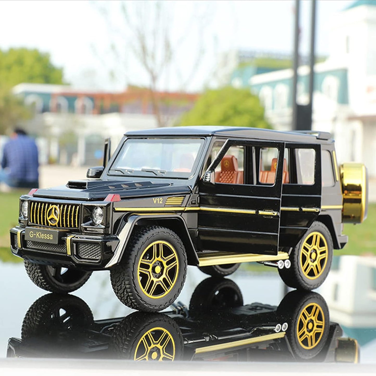 G Wagon | Swift Mercedes Benz G63 AMG 1:32 Diecast Model Car with Sound and Light